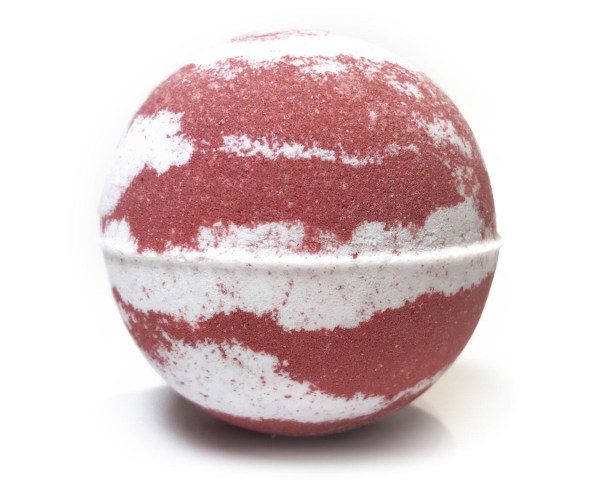 Nikki Stikki Botanicals – CBD Bath Bomb – Christmas Spirit Bomb (red/green) – 300mg CBD | Naked Cannabis Canada
